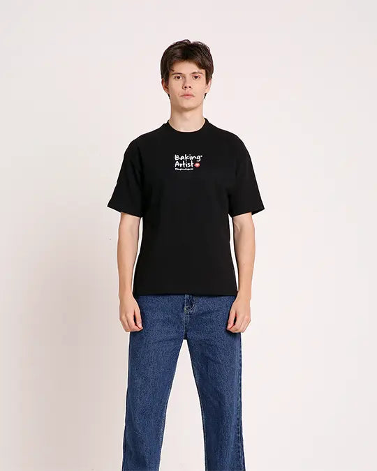 Baking Artist (Oversized T-shirt)