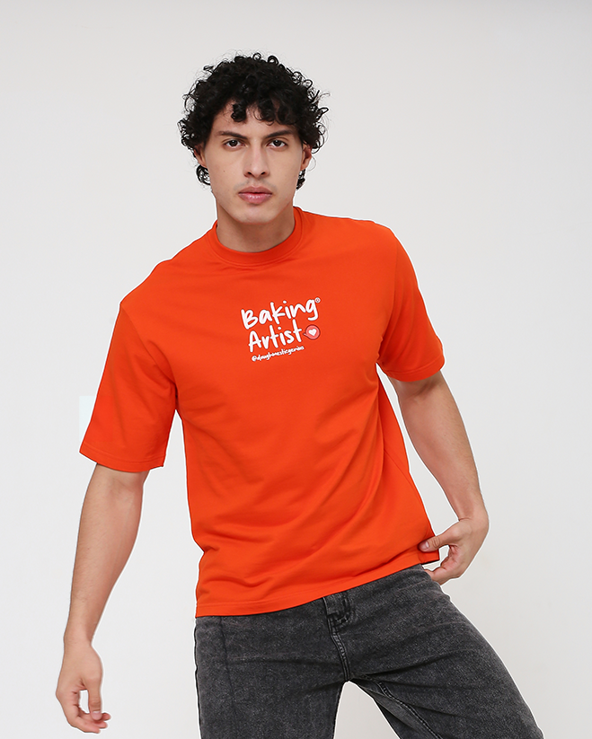 Baking Artist (Oversized T-shirt)