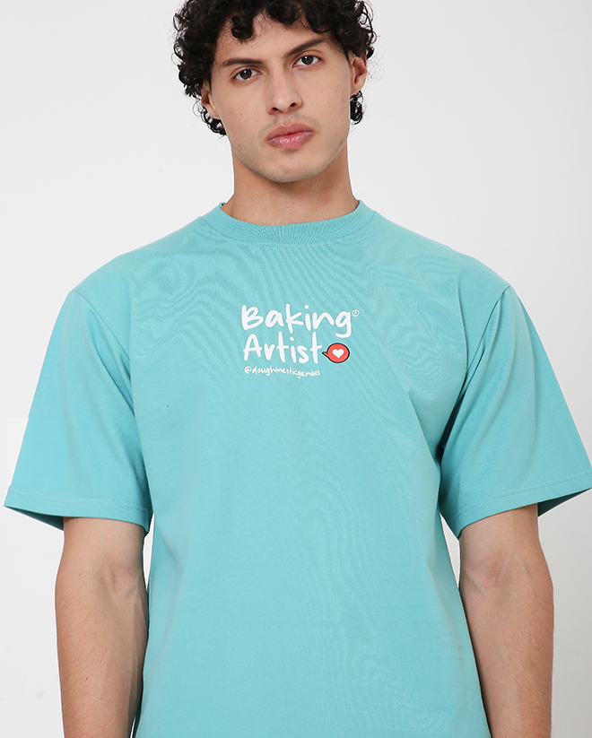 Baking Artist (Oversized T-shirt)