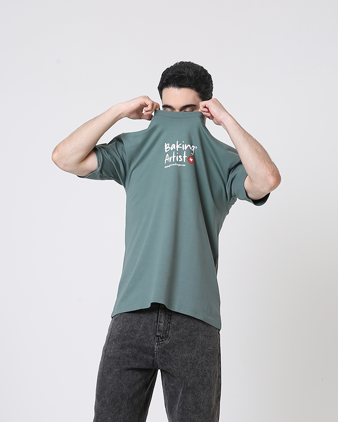 Baking Artist (Oversized T-shirt)