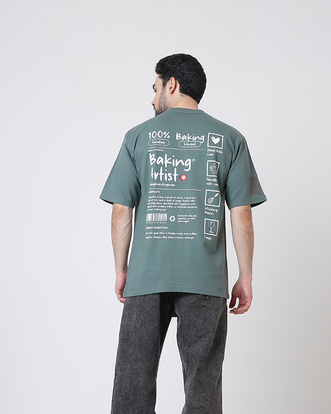 Baking Artist (Oversized T-shirt)
